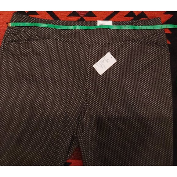 NEW Croft & Barrow Womens 24W Short Black & Gray Effortless Stretch Pull-On Pant - Picture 5 of 11